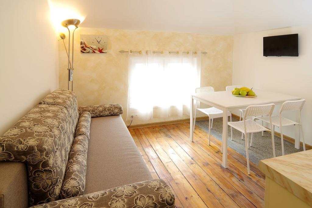 Art Guesthouse Vintage 布尔加斯 外观 照片